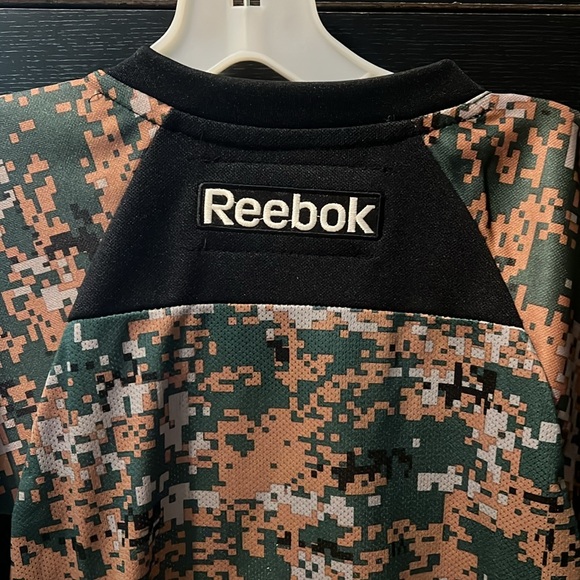 Reebok Green and Black Camouflage Jersey - Picture 3 of 5
